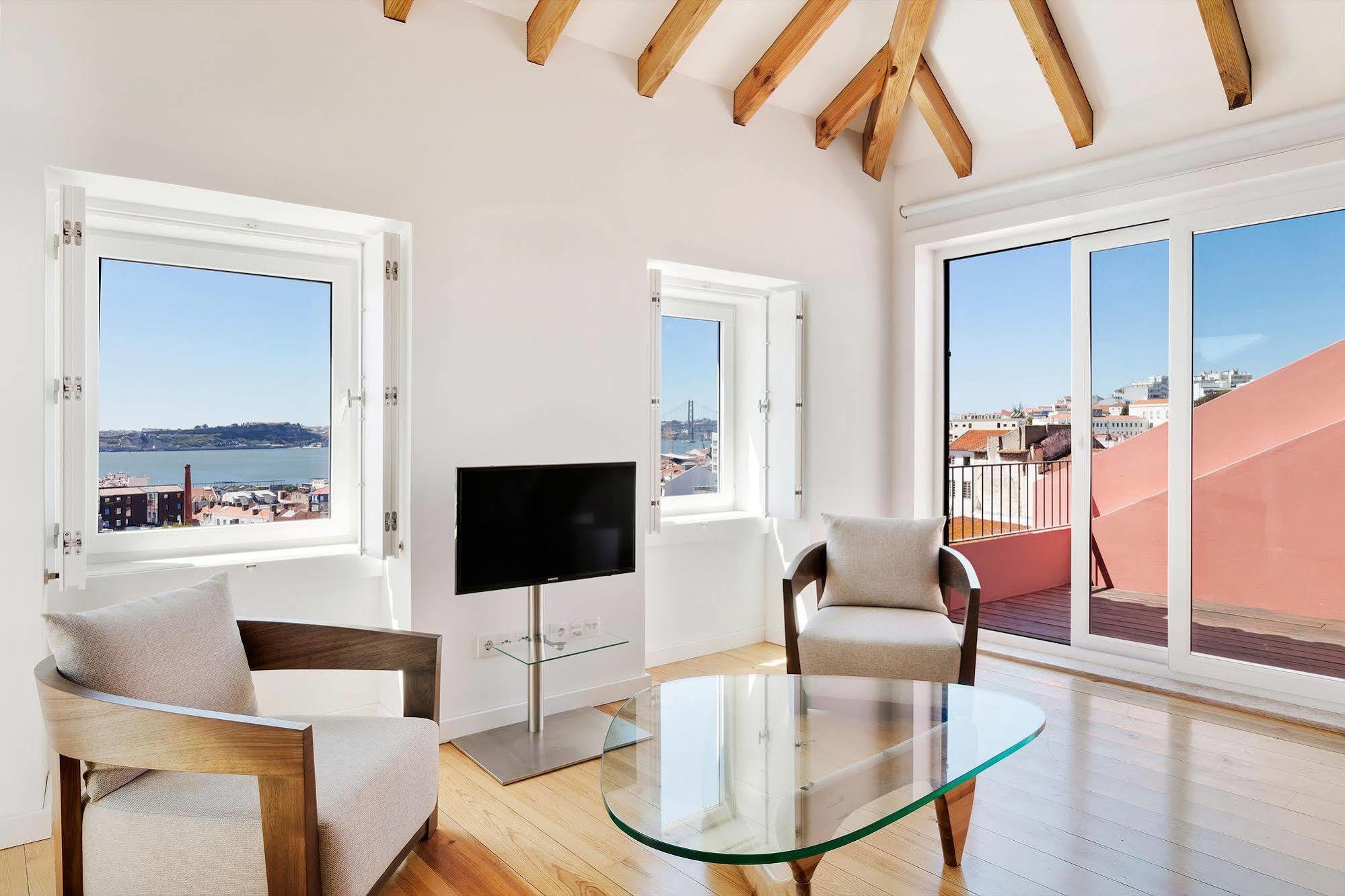 Hello Lisbon Sao Bento Boutique Apartments Buitenkant foto