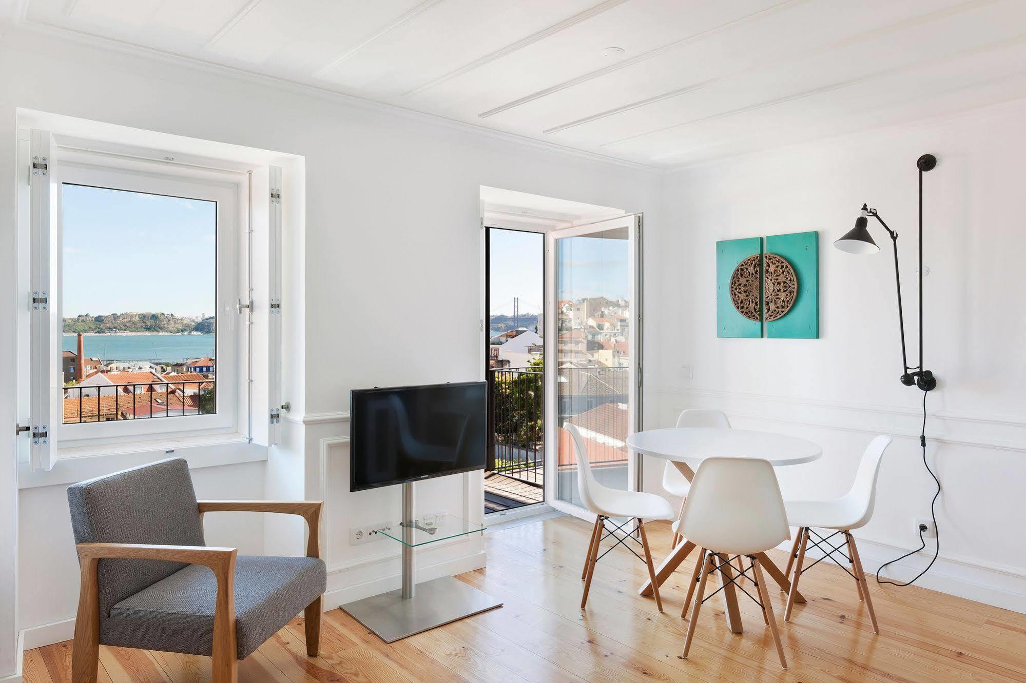 Hello Lisbon Sao Bento Boutique Apartments Buitenkant foto